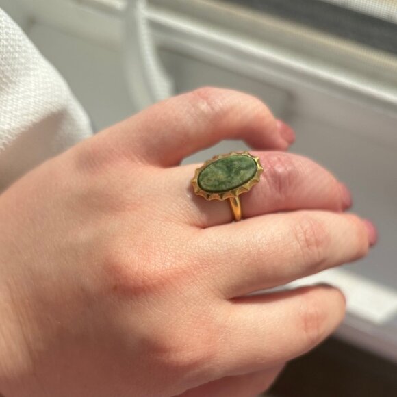 Coventry Green Jade Ring Size 4 Gold 1/20 12KT G.E. - Picture 1 of 11